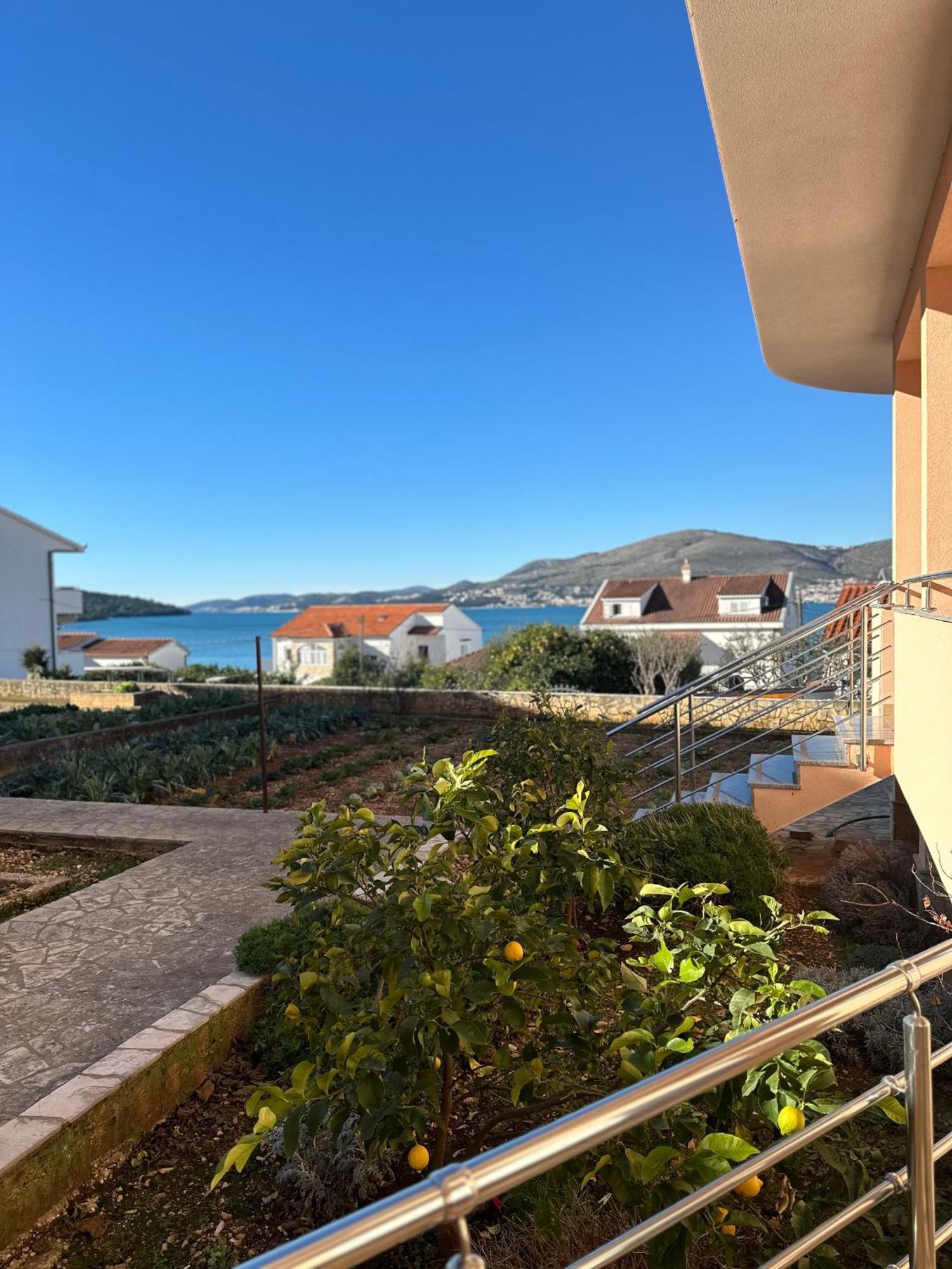 Apartments Zlatka Trogir Buitenkant foto