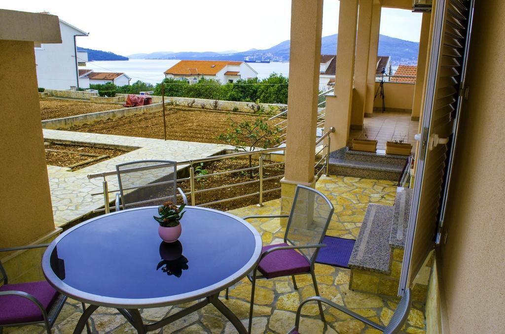 Apartments Zlatka Trogir Kamer foto