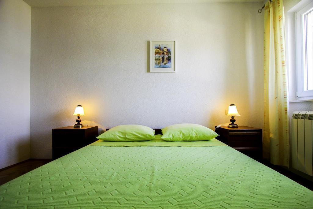 Apartments Zlatka Trogir Kamer foto