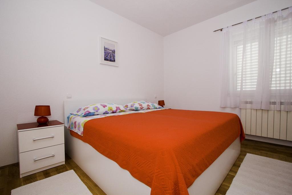 Apartments Zlatka Trogir Kamer foto
