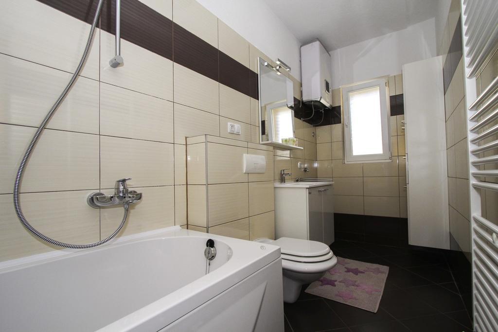 Apartments Zlatka Trogir Kamer foto
